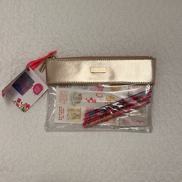Lilly Pulitzer Other - Lilly Pulitzer Gold Clear Pouch Agenda Bonus Pack